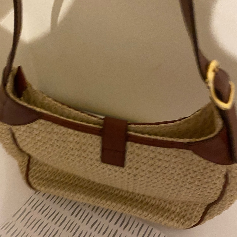 Hasting and Smith tan wicker colored tote style purse